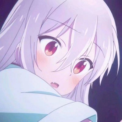 女孩演出完退礼服被商家曝光